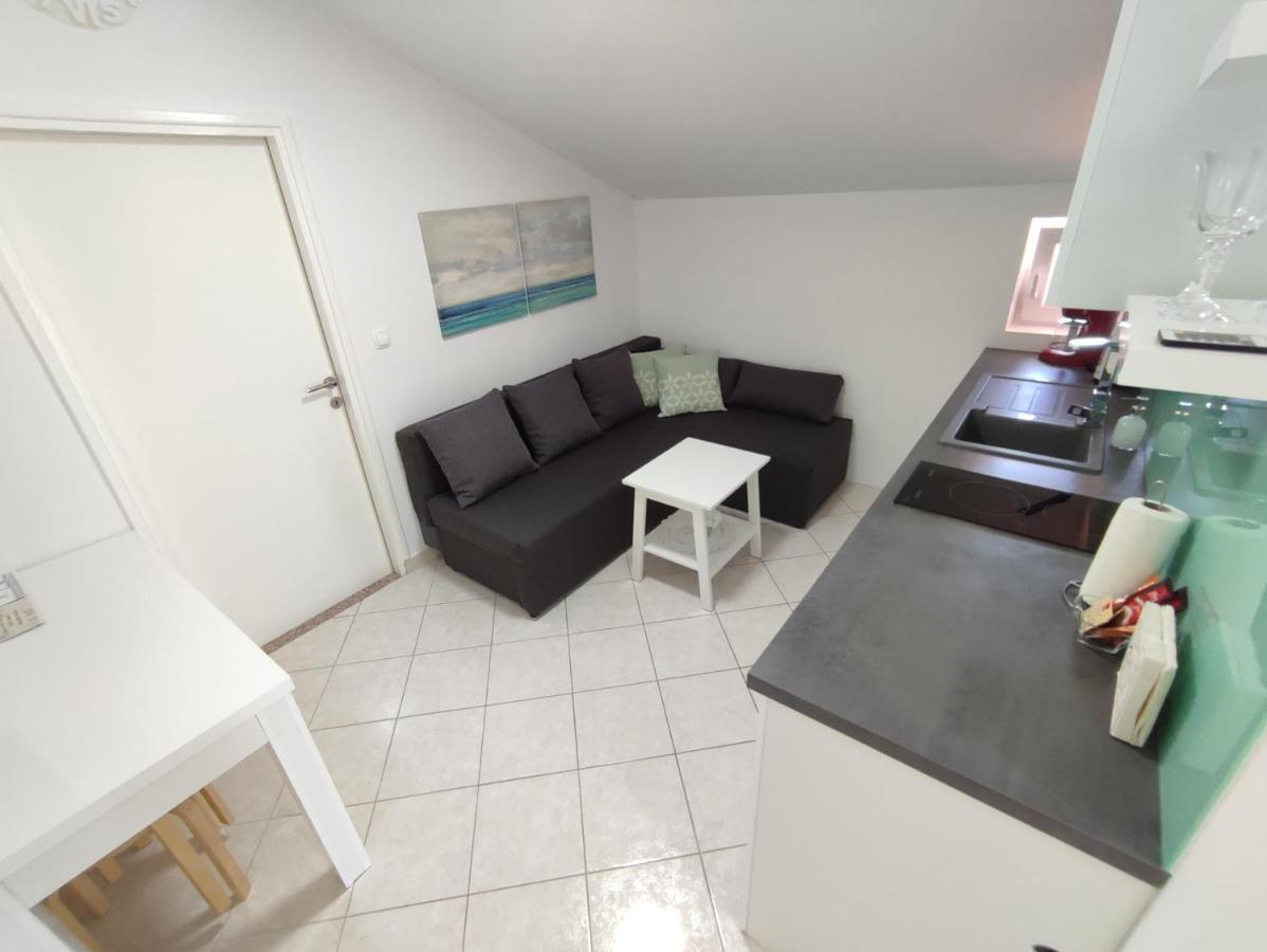 Apartment Prominac Zara Esterno foto