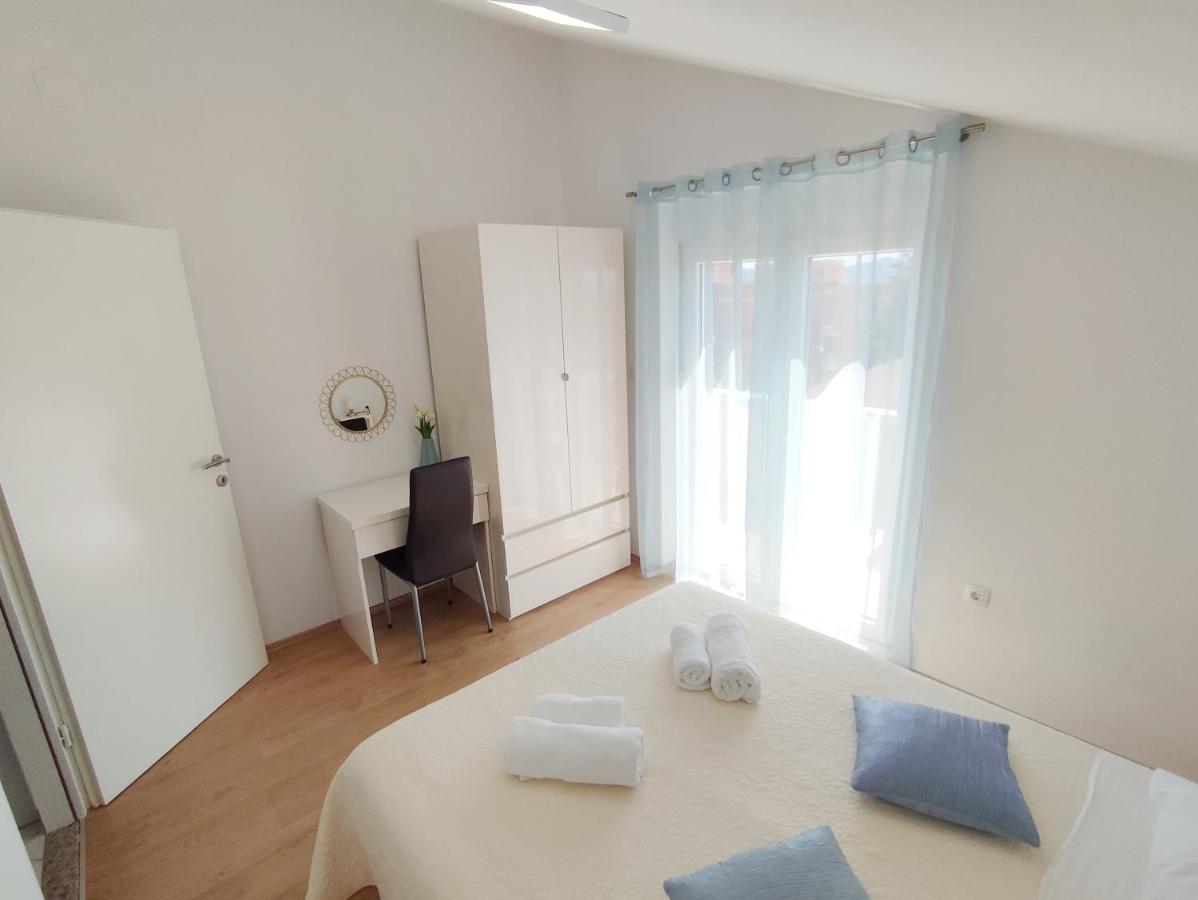 Apartment Prominac Zara Esterno foto